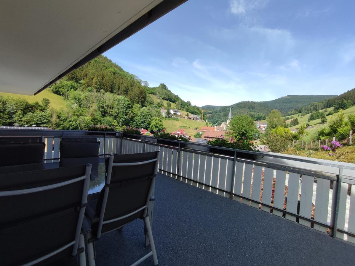 Steepleview House, Schwarzwaldblick Apartment - Spacious & Peaceful Bad Peterstal-Griesbach Eksteriør bilde